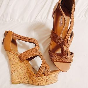Summer wedges